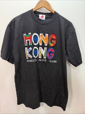Vintage Hong Kong Embroidered Graphic Tee - Black Size 28x24